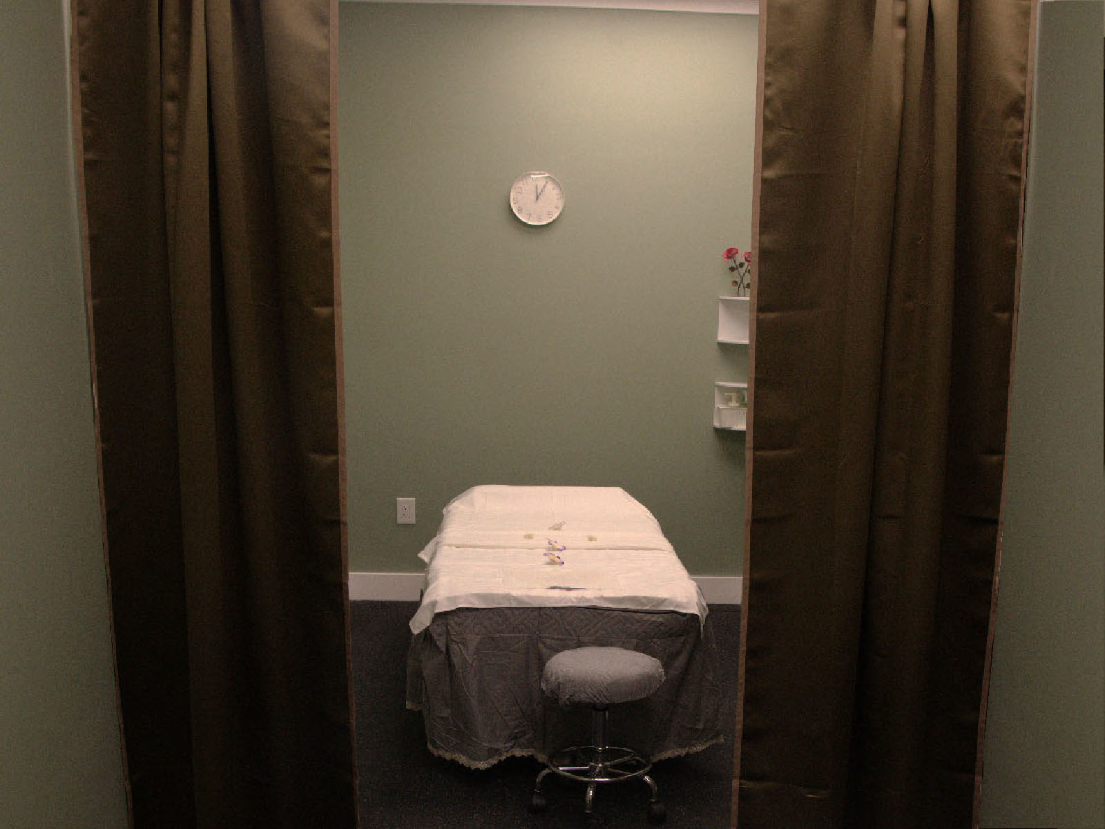 Serene private massage room